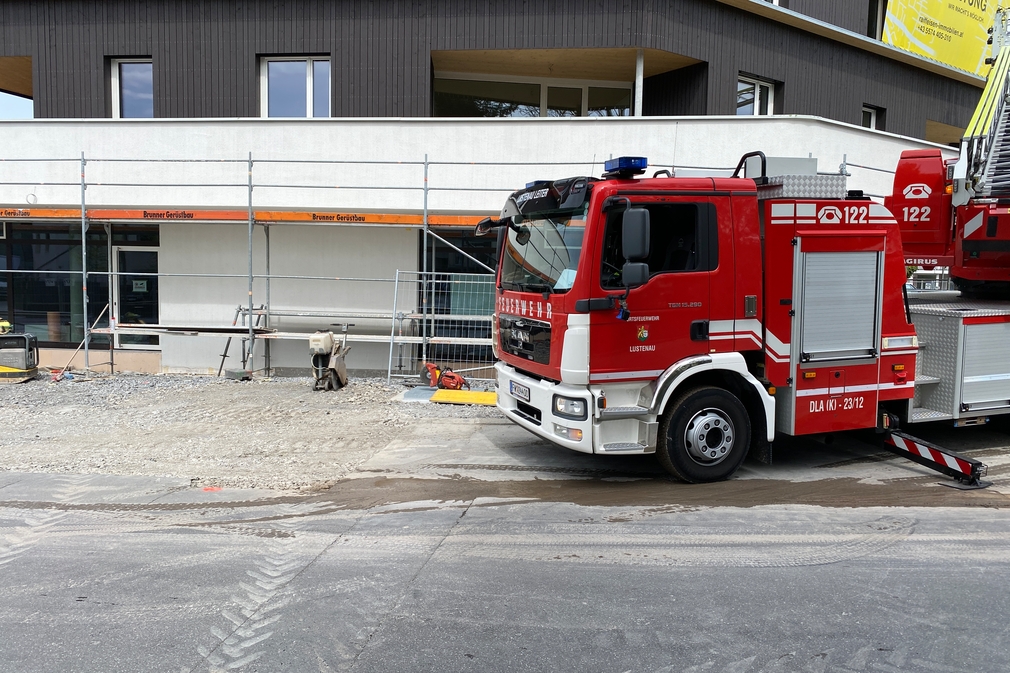 20240426_122013627_iOS