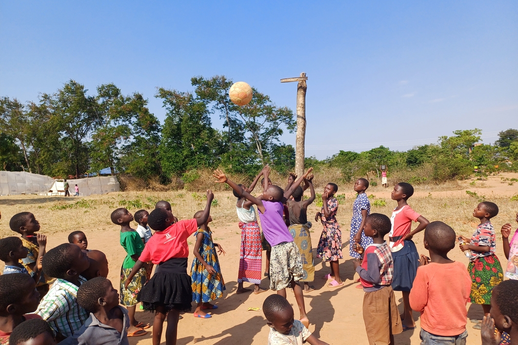 Malawi_Basketballspiel