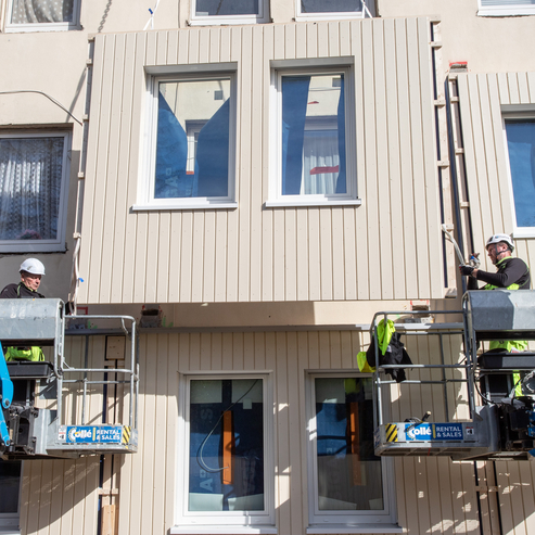 Bild 3 Fassade RENOWATE MG Installation am Gebäude